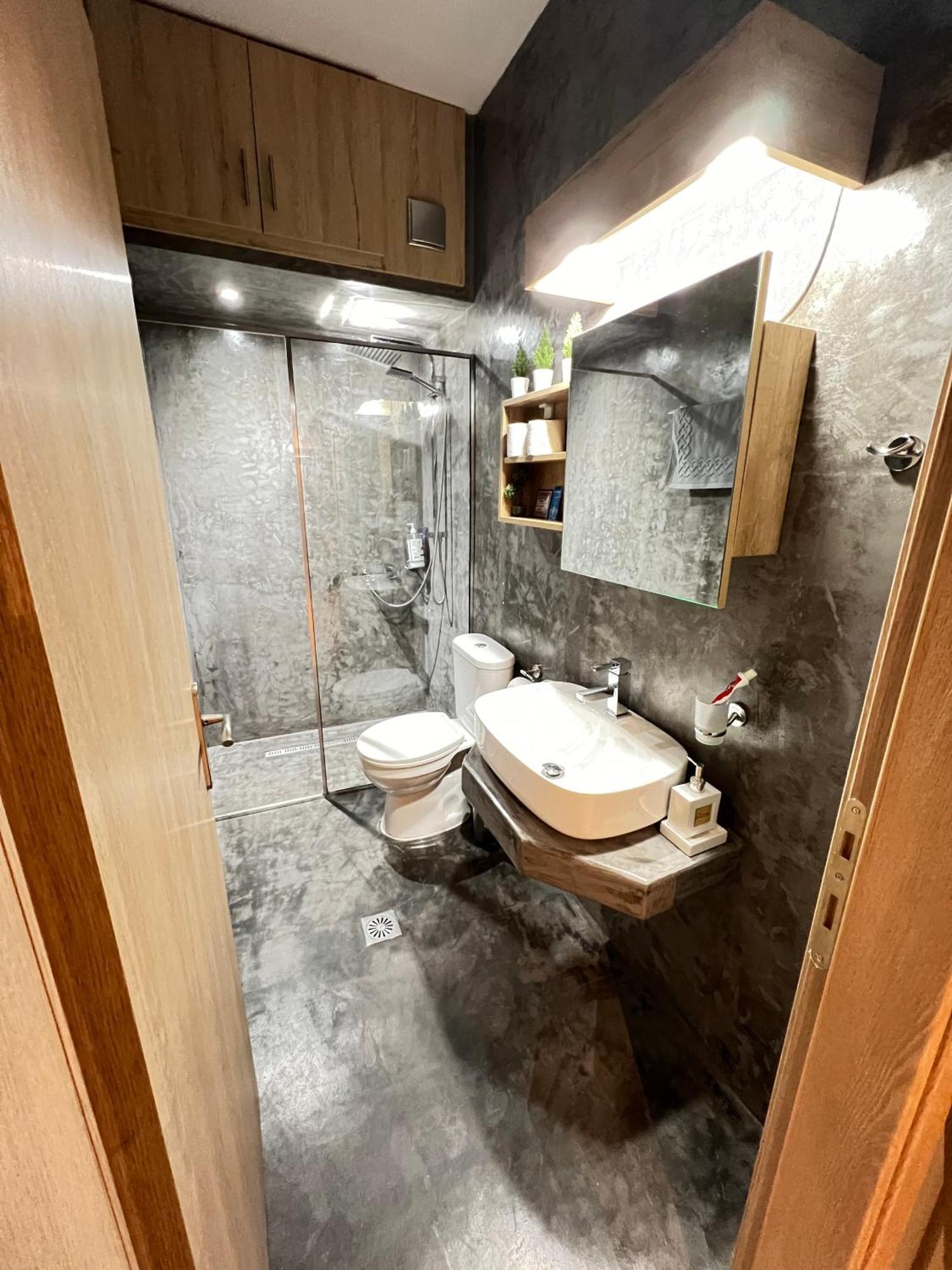 Modern Apartment In The Heart Of The City 알렉산드로폴리스 외부 사진